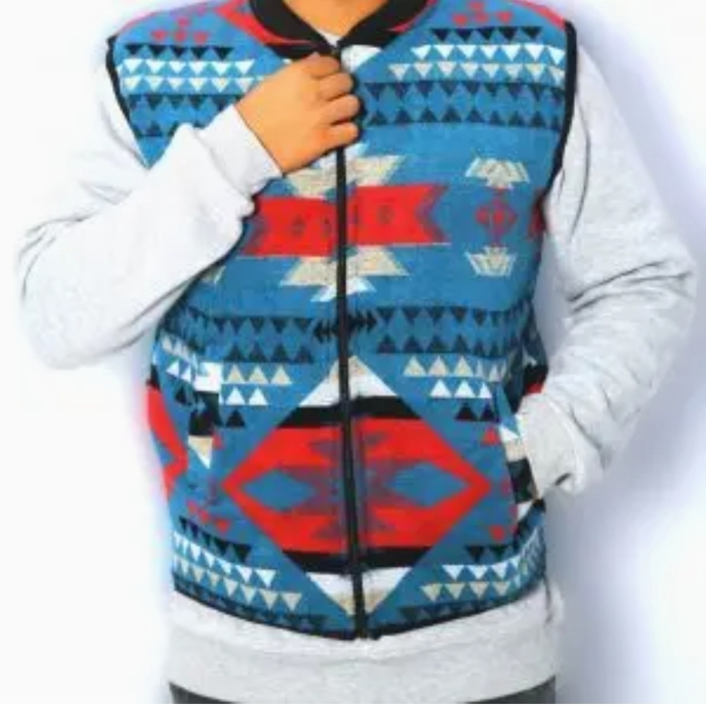 Nativo Southwestern Aztec Zip-Up Vest